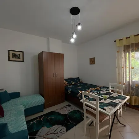 Apartment Studio Apartment Golem (Tirana)